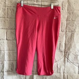 Nike Capris Pink Size medium